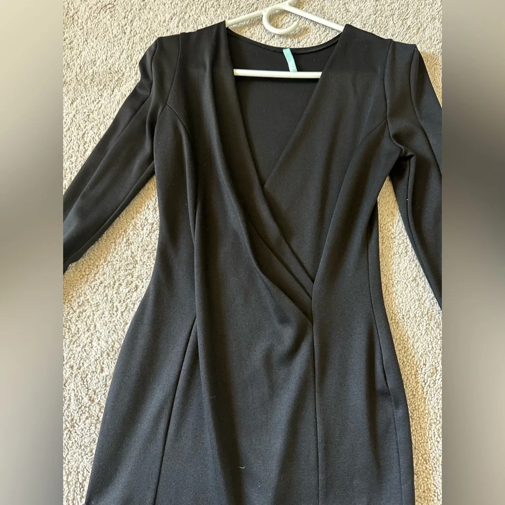 Little back dress - Picture 2 of 2